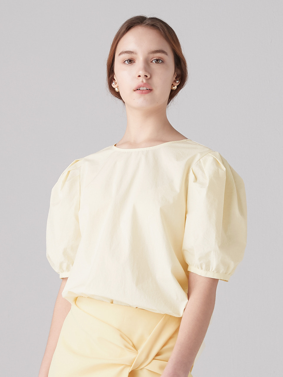 Back tied blouse - Light yellow
