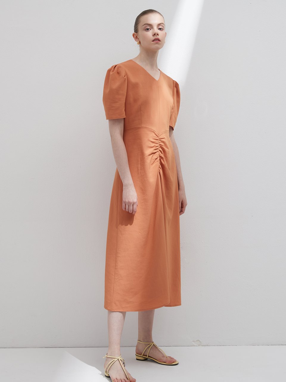 V-neck shirring dress - Dark Orange