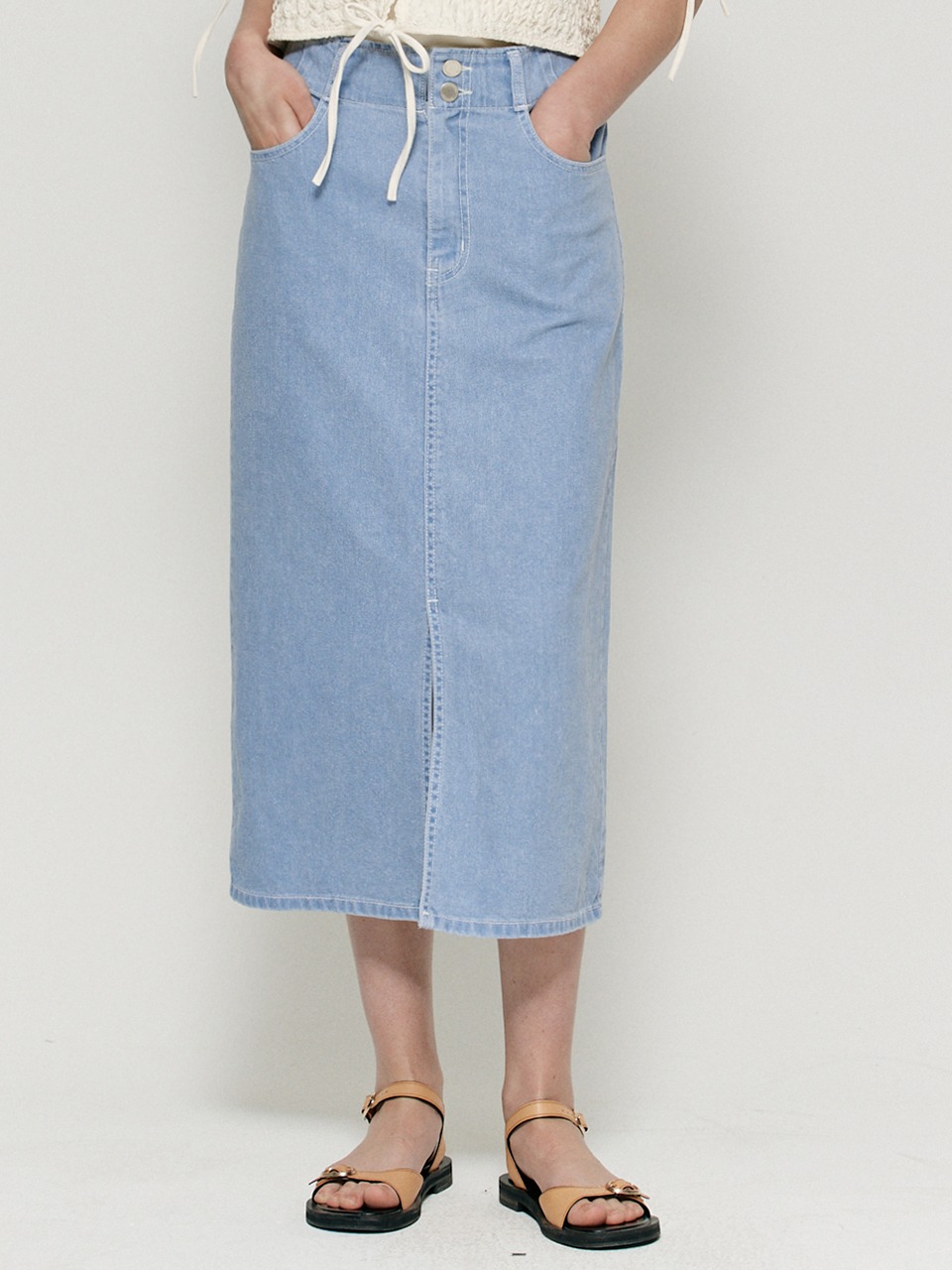 [REFURB SALE] Front slit stitch denim skirt - Aqua blue