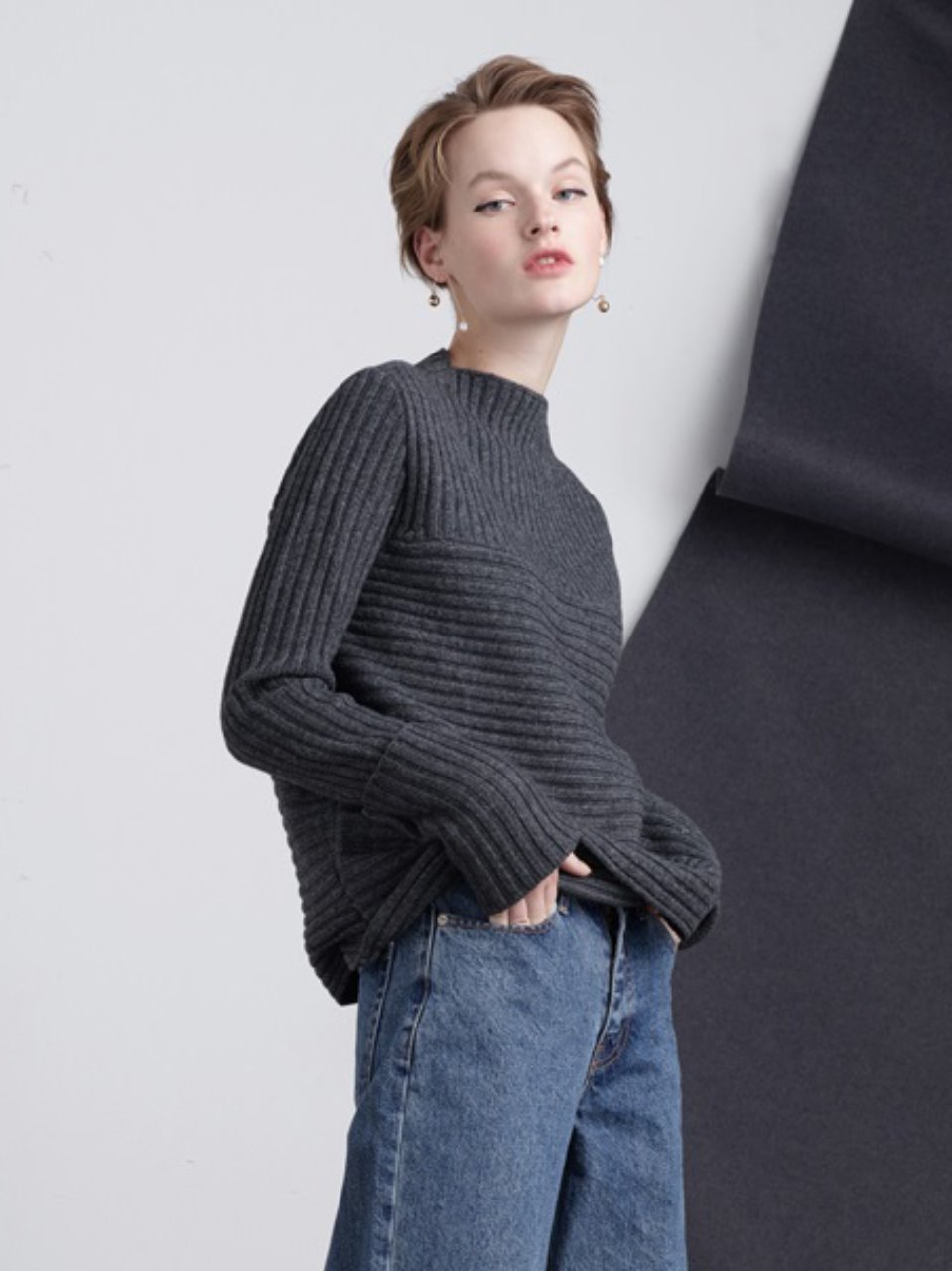 Cashmere Integrity Knitwear-Charcoal