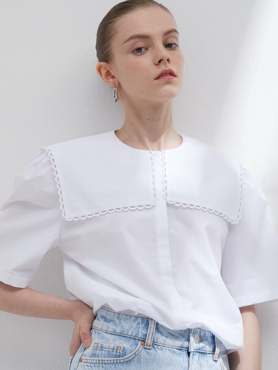 Collar pointed blouse - White