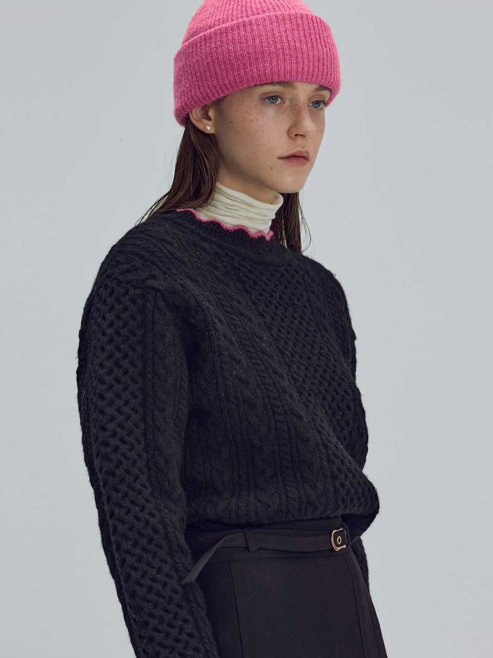 Wave cable round knit - Black